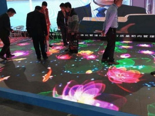 Durable, High Refresh Rate SMD2121 Hire Disco Lights 1m*0.5m Led Light Up Dance Floor Rental P3.91mm