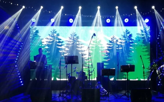 Indoor Outdoor Rental LED Screen Modules P3.91 For AV Production Stage Background