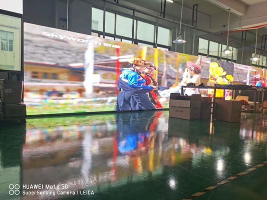 High Brightness P4 P5 Outdoor LED Video Walls Full Color Small Pitch Display 5mm