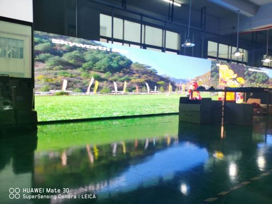 High Brightness P4 P5 Outdoor LED Video Walls Full Color Small Pitch Display 5mm