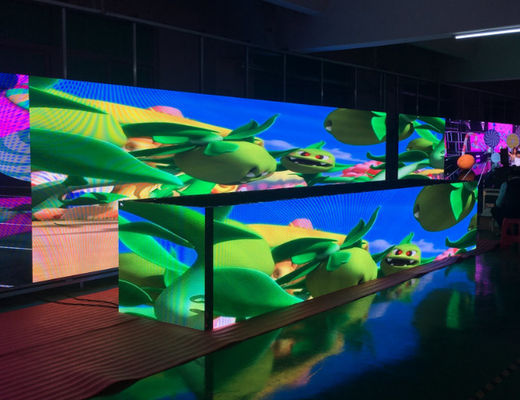 Smooth Visual Performance, Customized LED Display 200W/Sqm 3.91mm Pixel Pitch