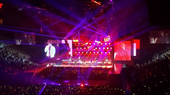 High Resolution HD Rental LED Display Screen P2.976 P3.91 P4.81 For Wedding Church Stage