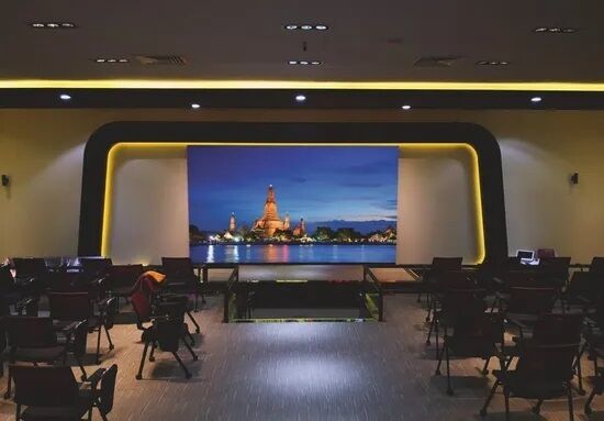HD P2 Indoor Colorful Led Displays Advertising Board Led Wall 14 Bits