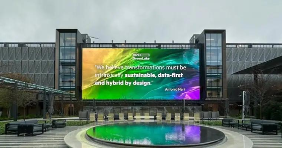 P4 P5 P6.67 Outdoor LED Video Walls Full Color LED Screen Waterproof Small Pixel