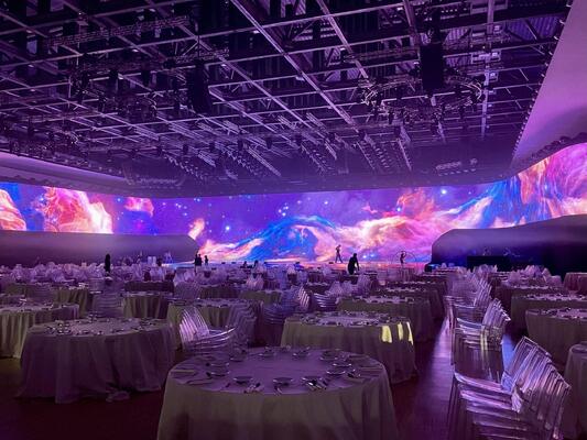 Auditorium Advertising Curved Led Panels P2 . 5 320*160mm 140deg Horizontal