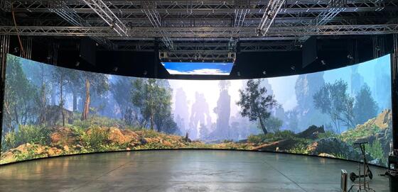 Auditorium Advertising Curved Led Panels P2 . 5 320*160mm 140deg Horizontal