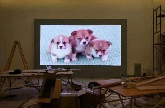 Indoor Full Color LED Display Advertising 14bits P2 Led Video Wall High Definition