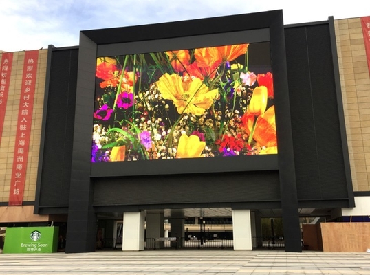 P6 Commercial Outdoor Advertising Screen Sign Panel 16.7M 5500cd/ M2