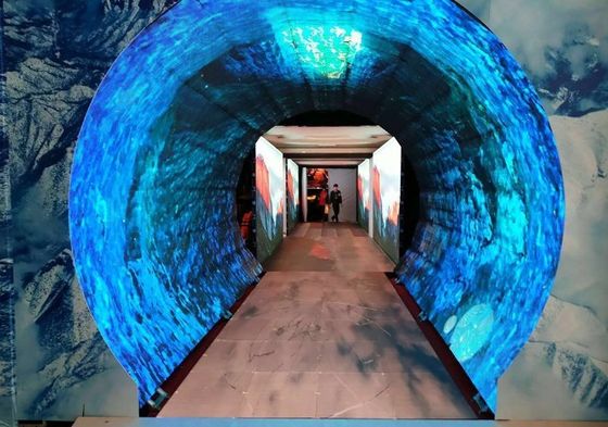 Outdoor Indoor P3.91mm Curved LED Display Waterproof IP65 High Brightness