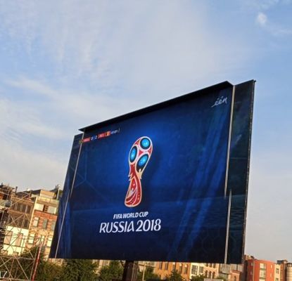 ODM P3.076 Outdoor LED Video Walls Led Billboard Fixed ISO14001 1R1G1B Advertising