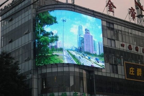 Outdoor LED Video Walls 1R1G1B 3 In 1 P4mm LED Display Customized for  shopping mall